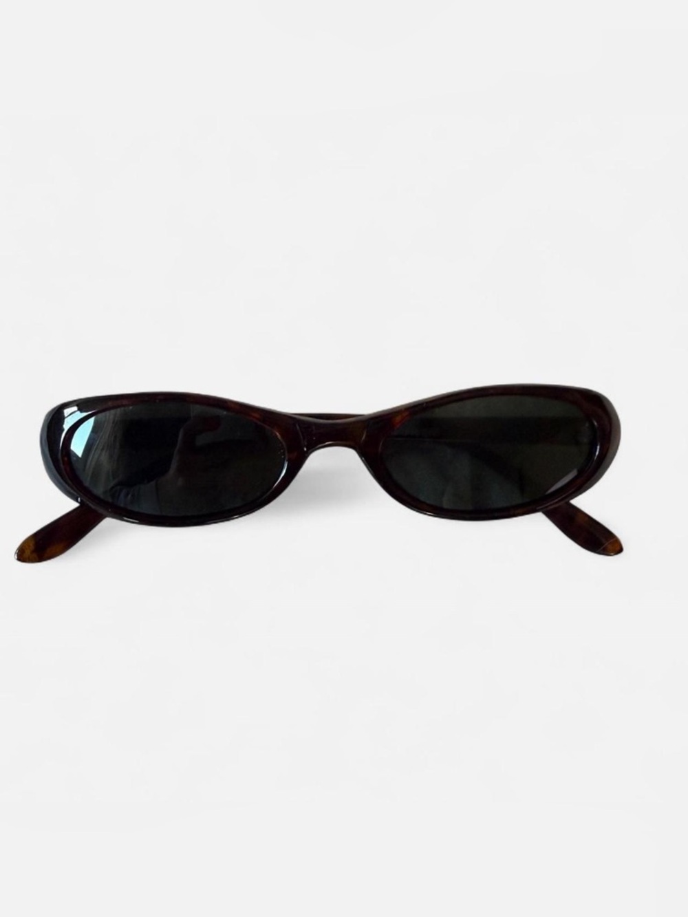 Vintage ‘90s deadstock thin oval tortoiseshell sunglasses - Picture 2 of 6